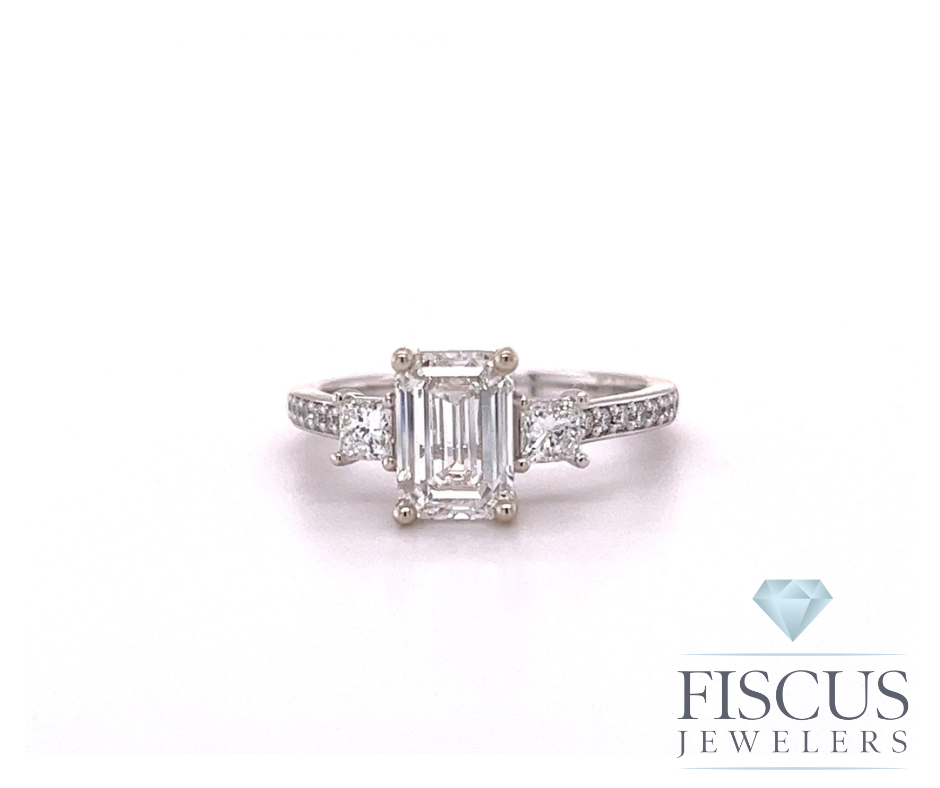 Fiscus Diamond Jewelers Photo Gallery – Fiscus Diamond Jewelers